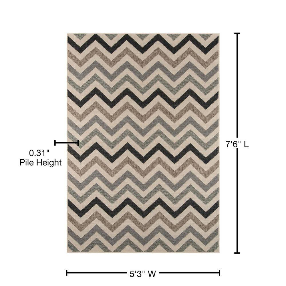 Momeni Baja 5'3" X 7'6" Transitional Rug in Sage