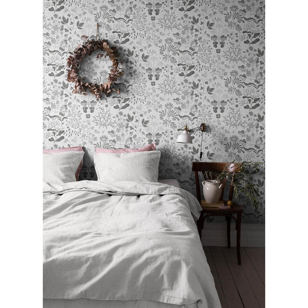 Groh Grey Floral Non-Pasted Washable Wallpaper Roll