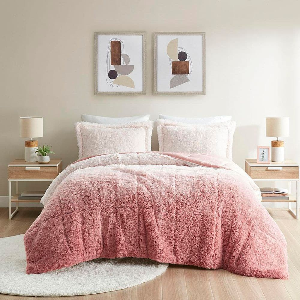 Intelligent Design King/Cal King Shaggy Faux Comforter Set, Long Fur Wave Spring Comforter Bedding Set, 3-Piece Striped Ombre Design Warm Bed Set, Blush