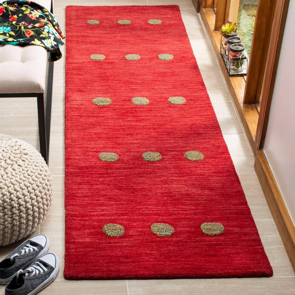 SAFAVIEH Himalaya Derbhile Solid Wool Runner Rug, Red, 2'3" x 8'