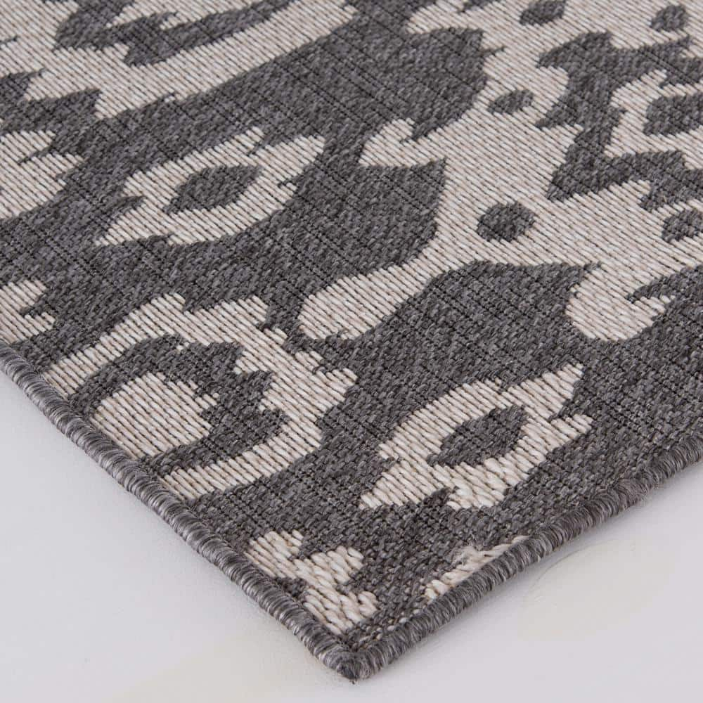 Loomaknoti New Zealand Tk 5' x 7' Ikat Indoor/Outdoor Area Rug , Gray