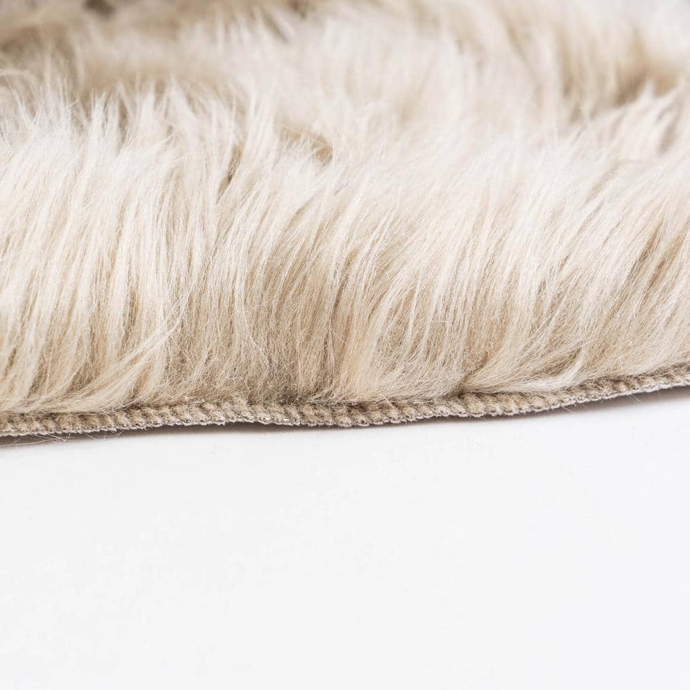 Ultra Soft Faux Sheepskin Fur Shag Rug Light Brown 6' x 9'