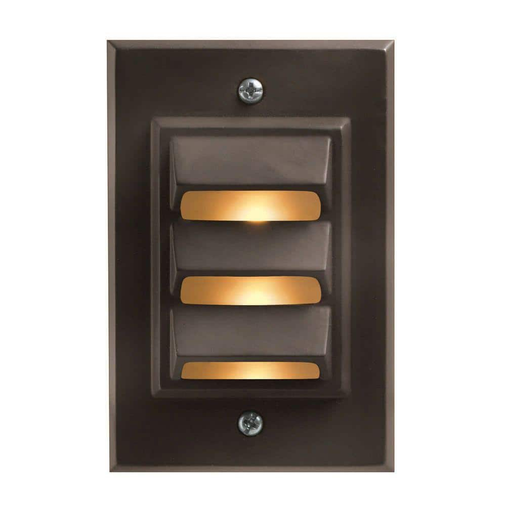Hinkley Lighting H1542 Bronze 12V 12W Die-Cast Aluminum Vertical Deck / Rail Light