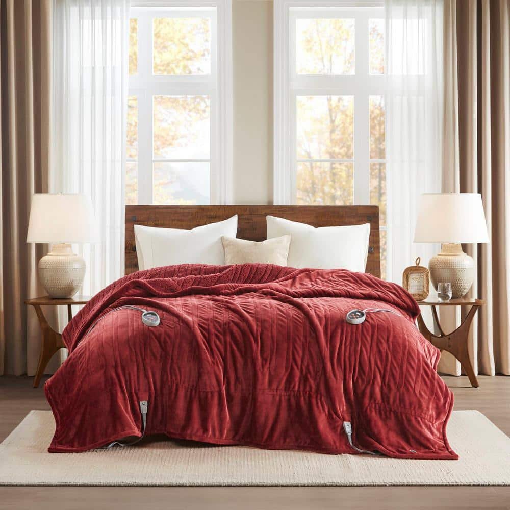 Woolrich Heated Plush to Berber Blanket, Full, Garnet