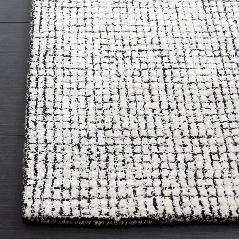 SAFAVIEH Abstract Dalia Geometric Area Rug, Ivory/Black, 6' x 6' Square