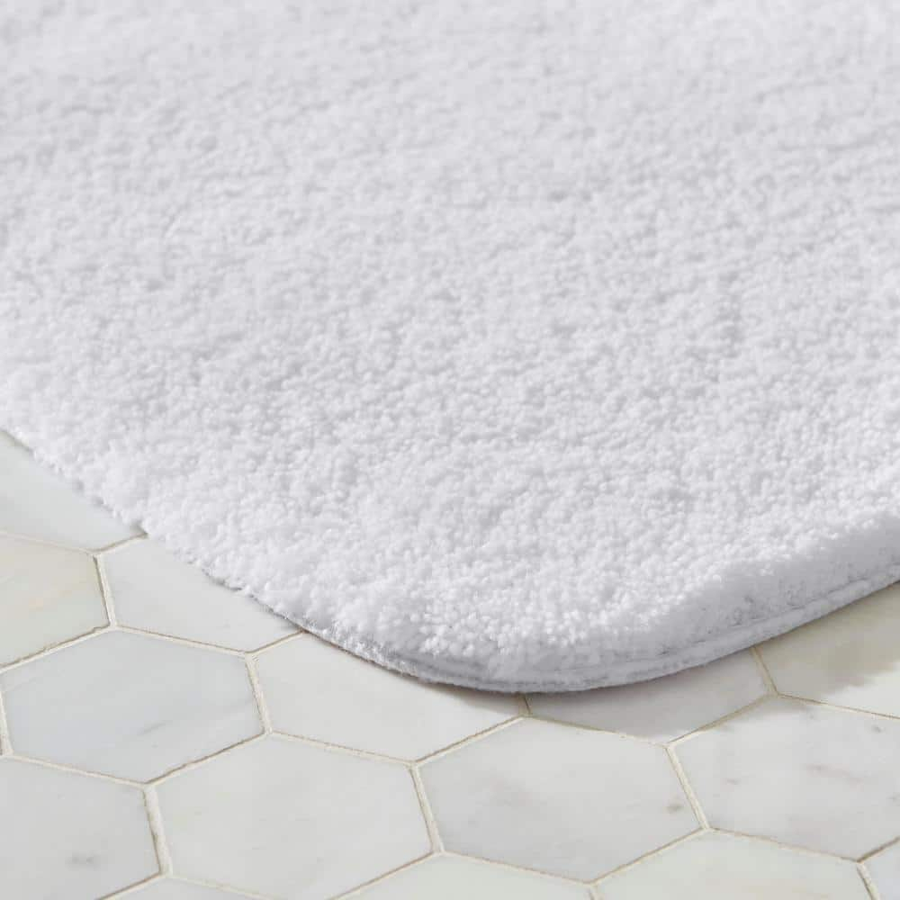 Mohawk Home Machine Washable Pure Perfection Bath Rug, Raspberry (1' 8" x2' 10")
