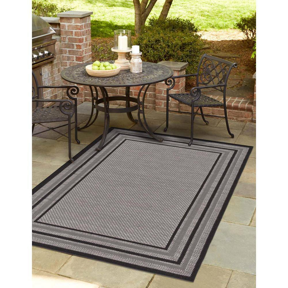 Unique Loom Outdoor Border Collection Area Rug - Multi Border (2' 2" x 3' Rectangle Gray/Black)