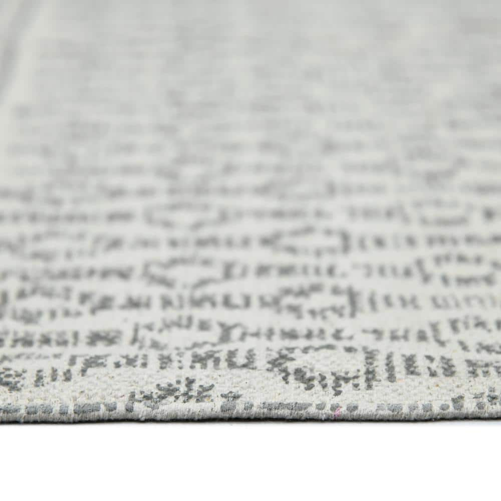Gray Geometric Handmade Cotton Rectangular Rug 2' x 3'