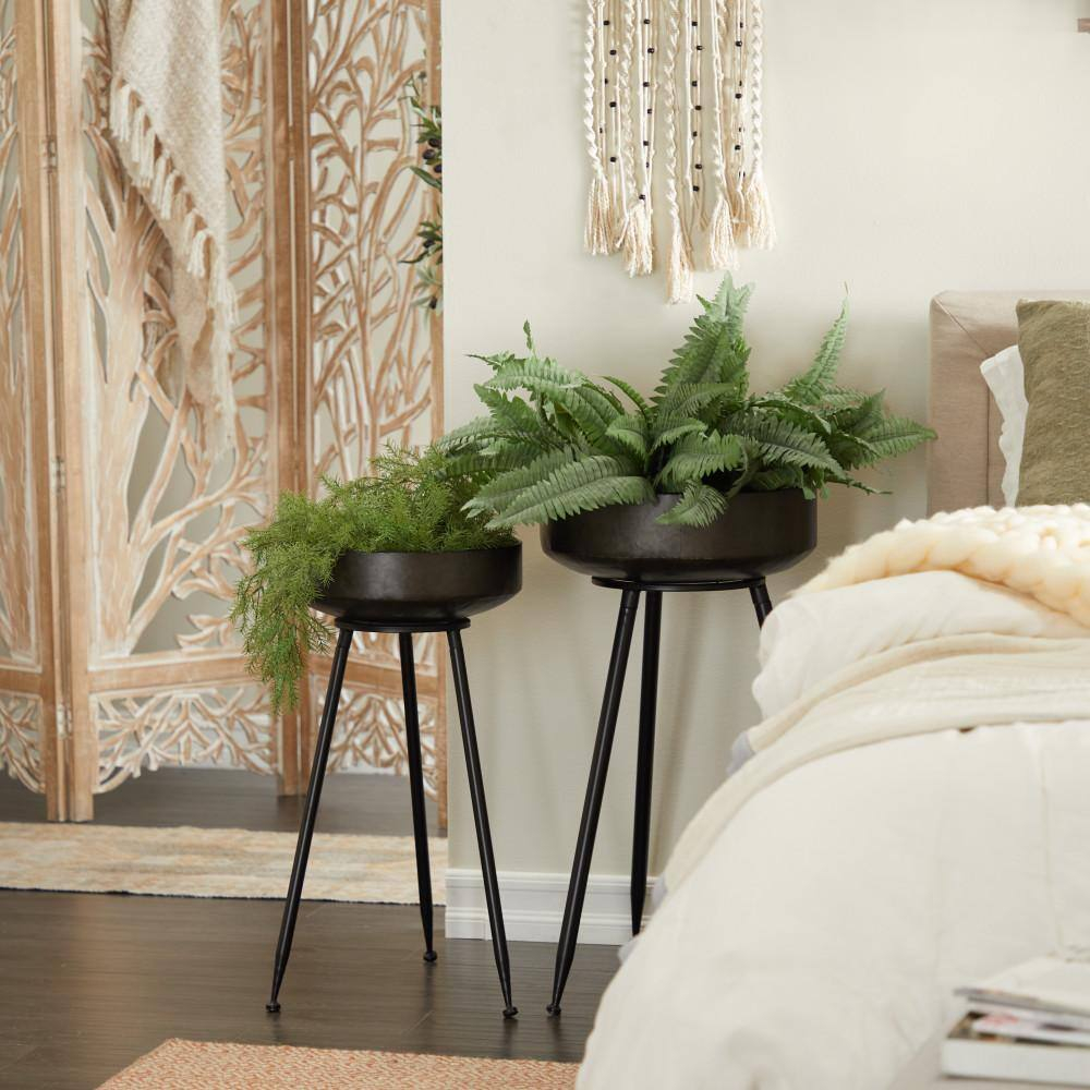 30 in., and 26 in. Large Black Metal Indoor Outdoor Planter (2- Pack)