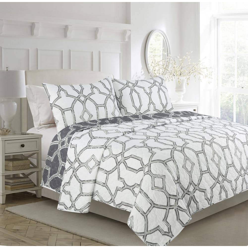 TrellIs Grey Full/Queen 3-Piece Quilt Set