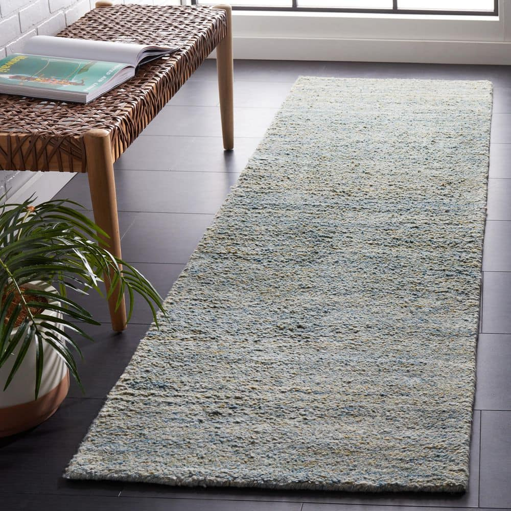 SAFAVIEH Himalaya Flanagan Solid Runner Rug, Blue/Olive, 2'3" x 6'