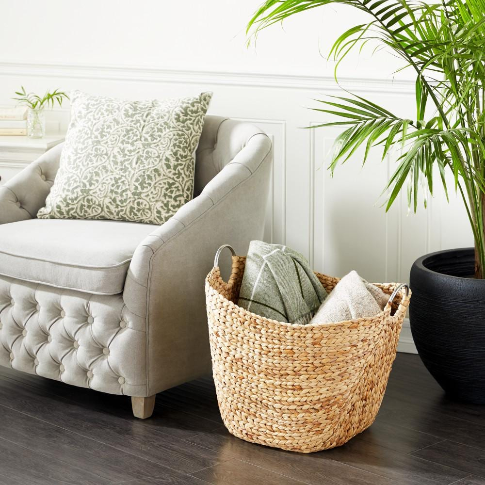 DecMode 21" x 19" Brown Seagrass Handmade Large Woven Storage Basket with Ring Metal Handles, 1-Piece