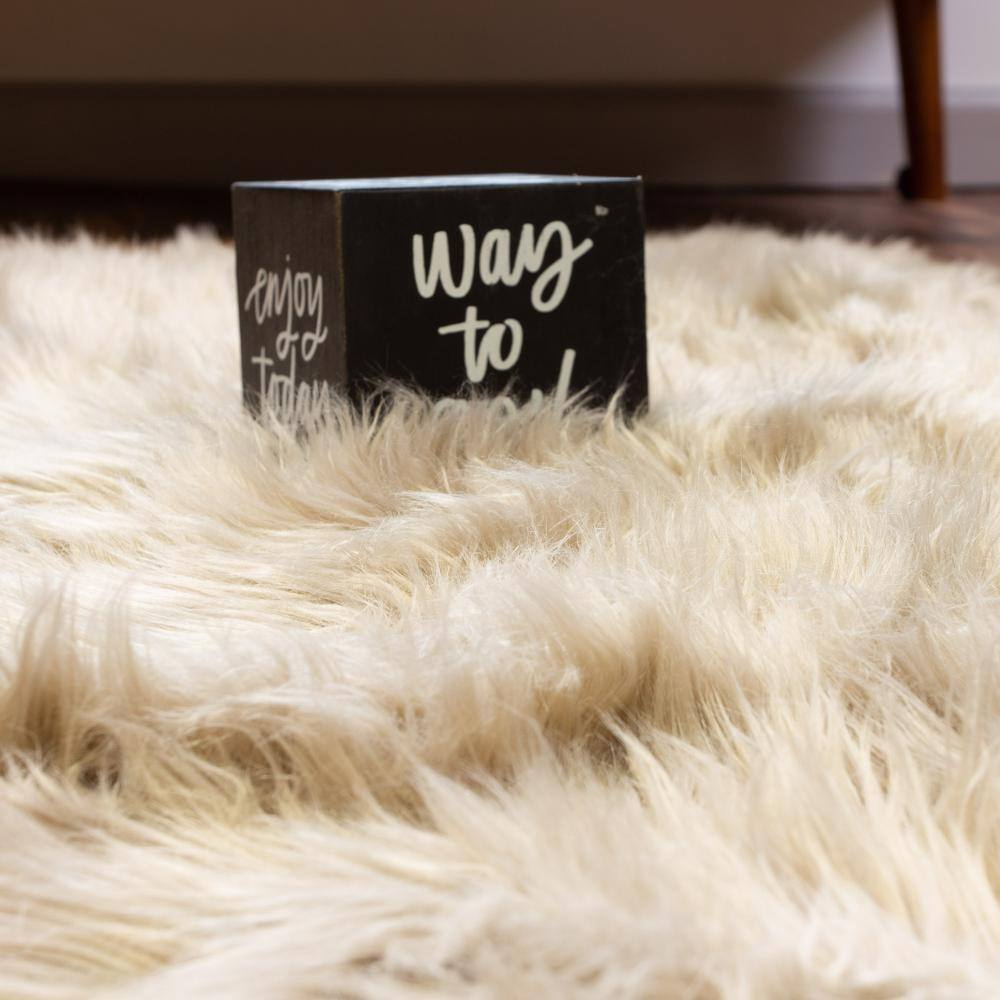 Ultra Soft Faux Sheepskin Fur Shag Rug Light Brown 6' x 9'
