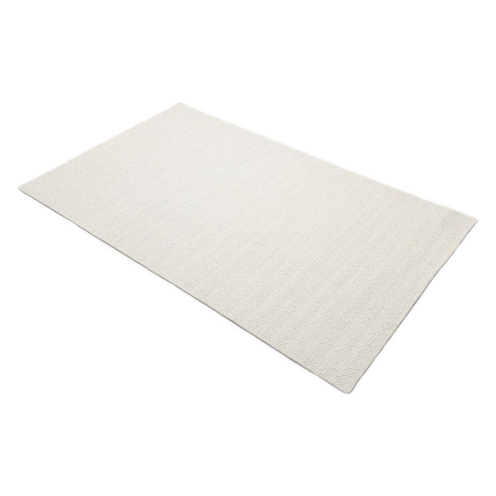 Chatham Geometric Area Rug in Ivory