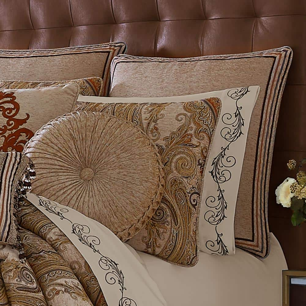 J. Queen New York  Luciana Comforter Set King