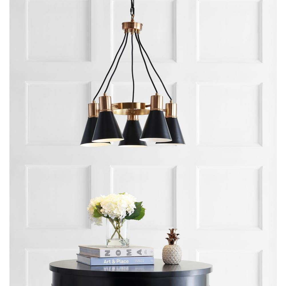 JONATHAN Y JYL6135A Markle 22" 5-Light Metal LED Chandelier, Contemporary, Transitional for living room, dinning room, bedroom, office Bulb Included, Black/Brass Gold