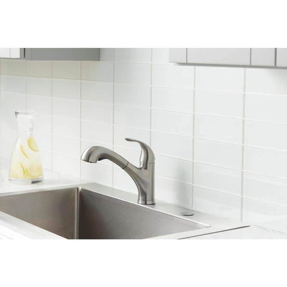 Glacier Bay Market Single-Handle Pull-Out Sprayer Kitchen Faucet in Stainless Steel