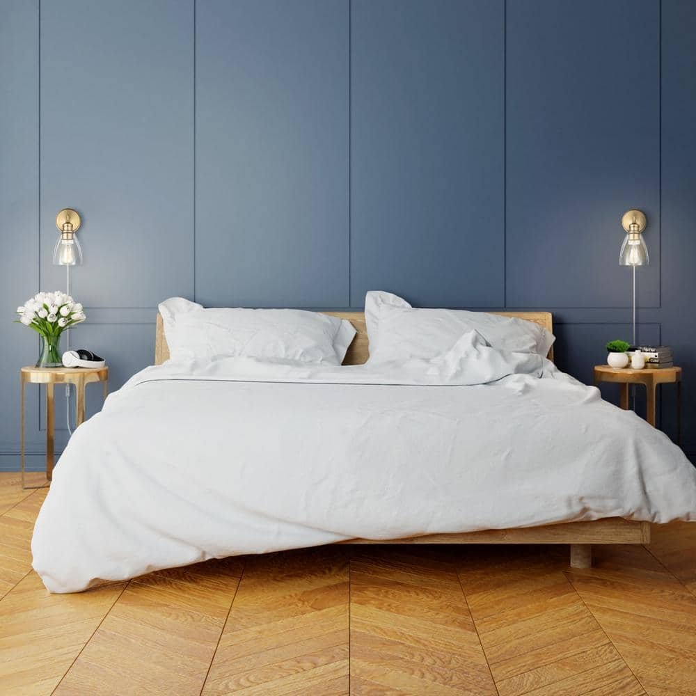 Globe Electric Molly 1-Light Matte Brass Plug-In or Hardwire Wall Sconce with Clear Glass Shade, Bulb Included, 51613