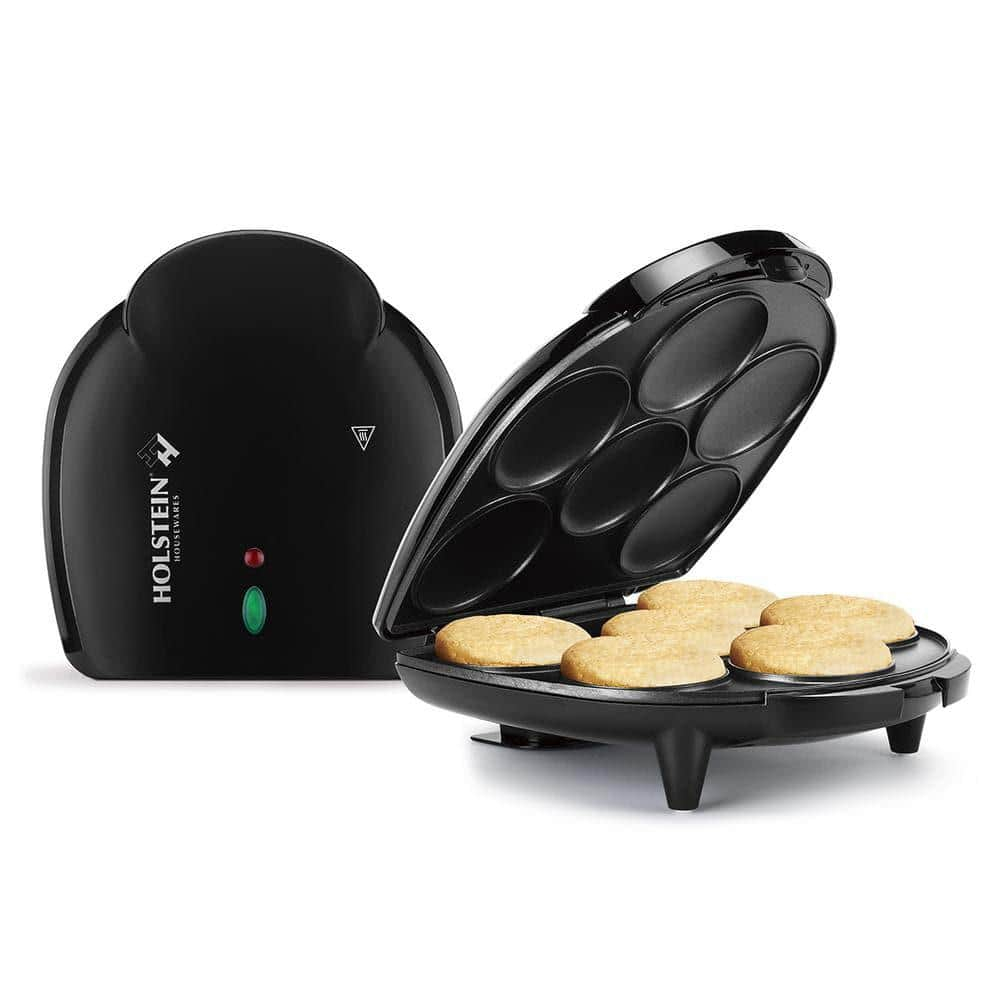 Black Non-Stick 6-Arepa Maker with Safety Lock Lid