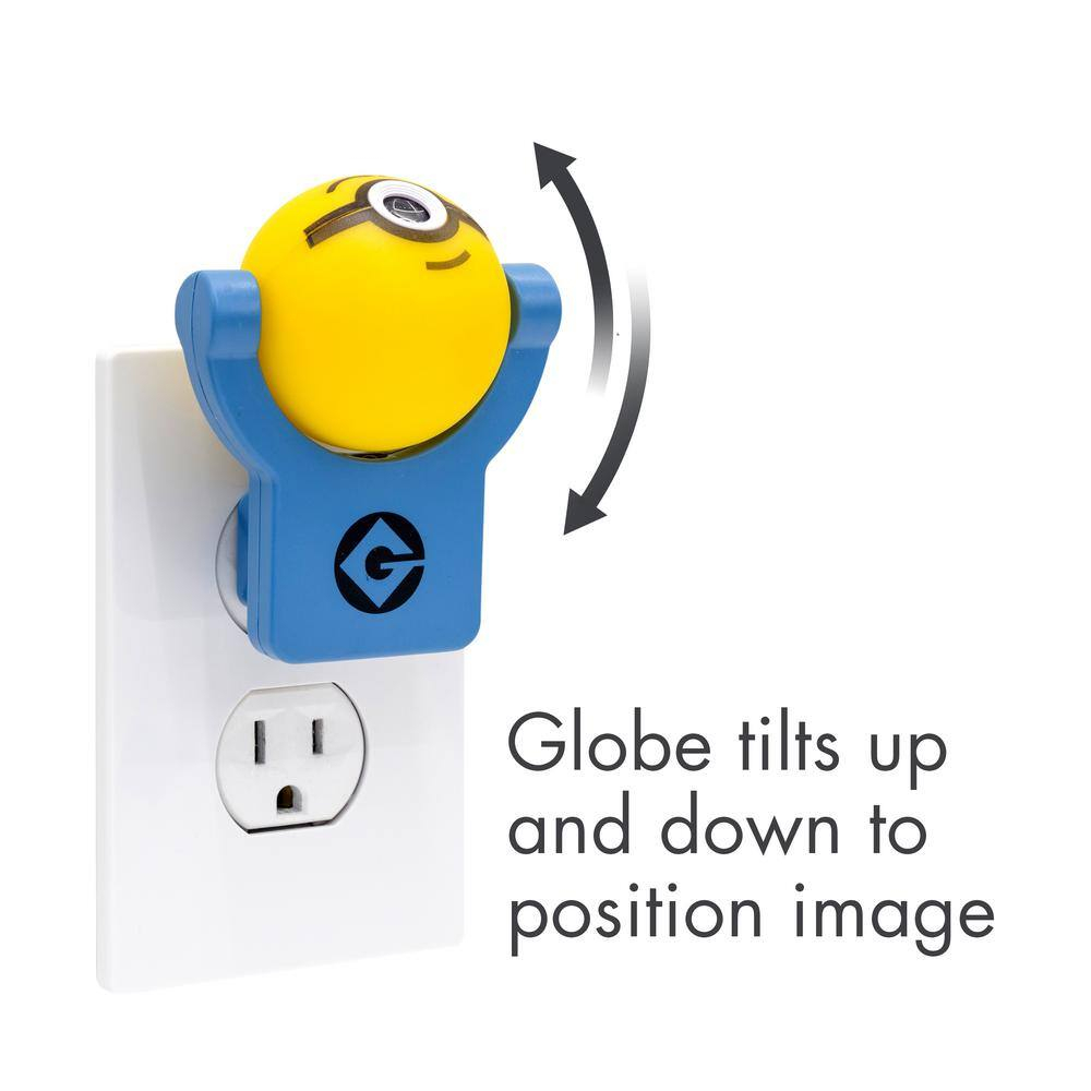 Projectables Minions LED Night Light, Plug-In, Light Sensing, 42029