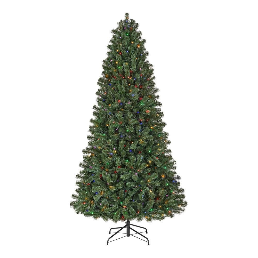 Home Accents Holiday 7.5 Ft. Pre-Lit LED Festive Pine Artificial Christmas Tree