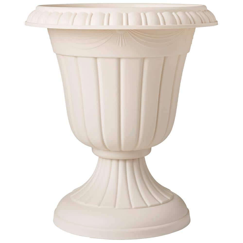 Arcadia Garden Products Urn 12.75-in W x 18-in H x White Plastic Indoor/Outdoor Planter