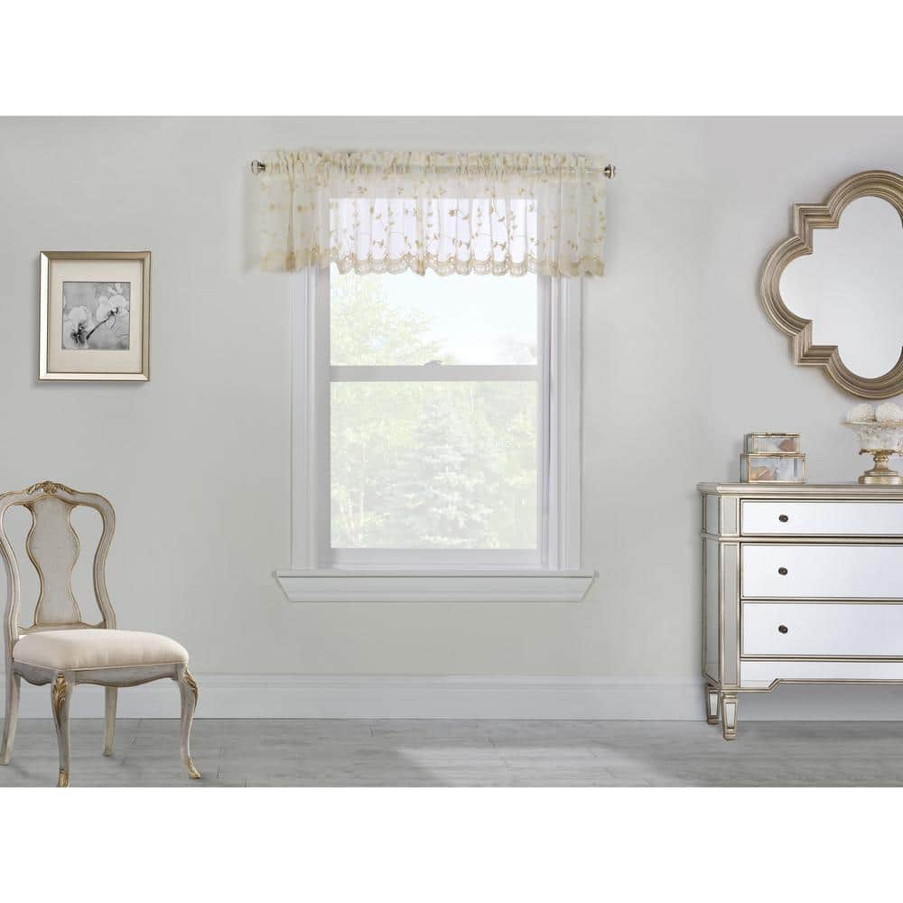 Commonwealth Grandeur Pole Top Valance