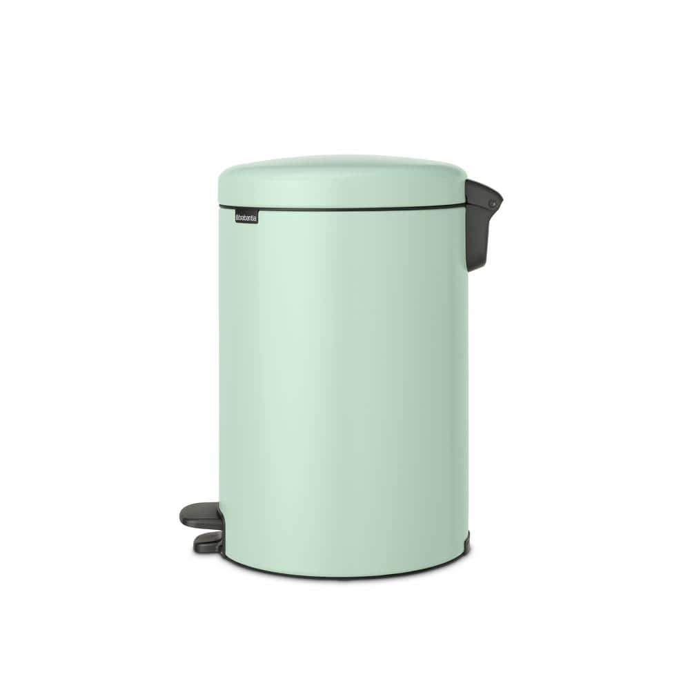 Jade Green Round Plastic Step-On Trash Can, 5.3 Gallon