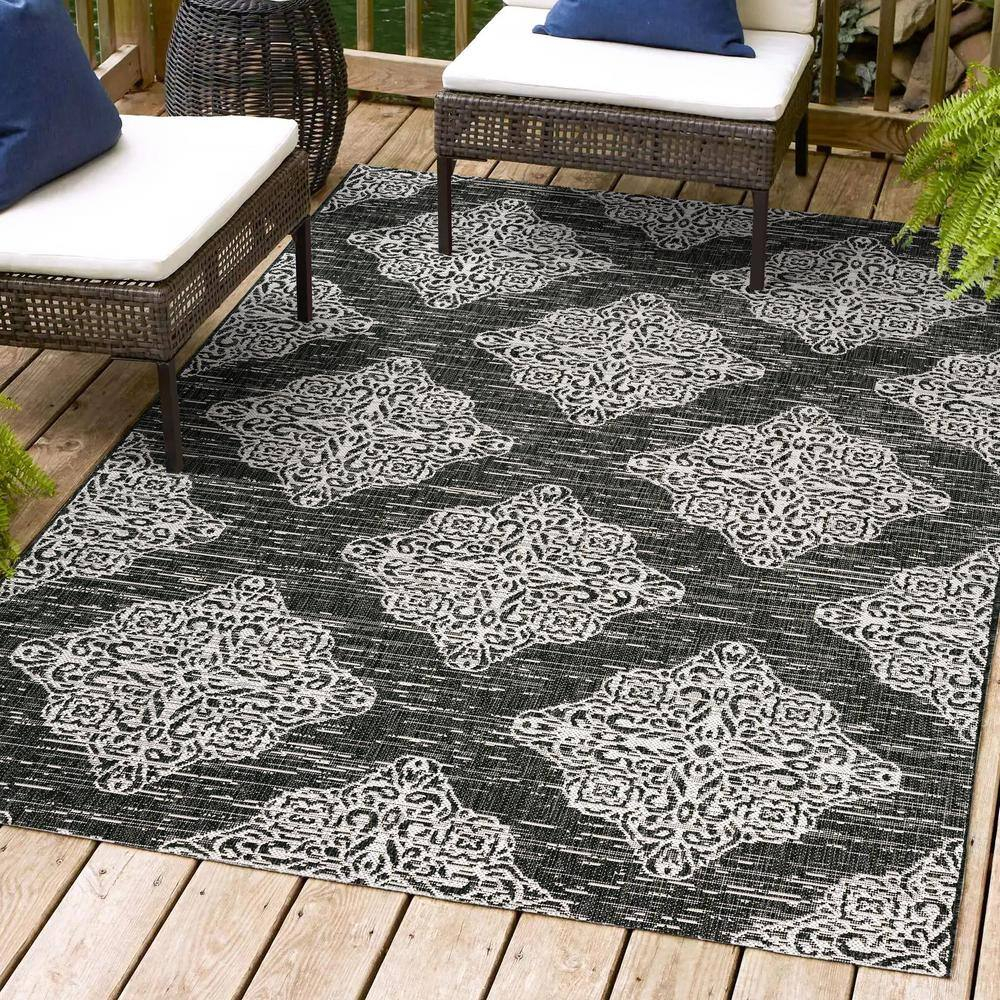 JONATHAN Y SMB121B-5 Tuscany Ornate Medallions Black/Ivory 5 ft. x 8 ft. Indoor/Outdoor Area Rug, Casual, Pet Friendly, Stain Resistant, Easy to Clean, for Patio, Living Room; Kitchen, Bedroom