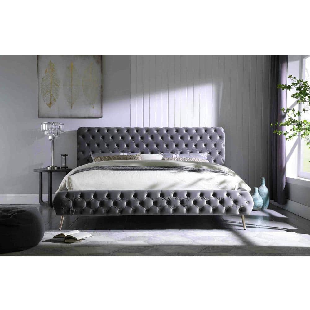 Regal Velvet Tufted Queen Platform Bed with Wood Frame