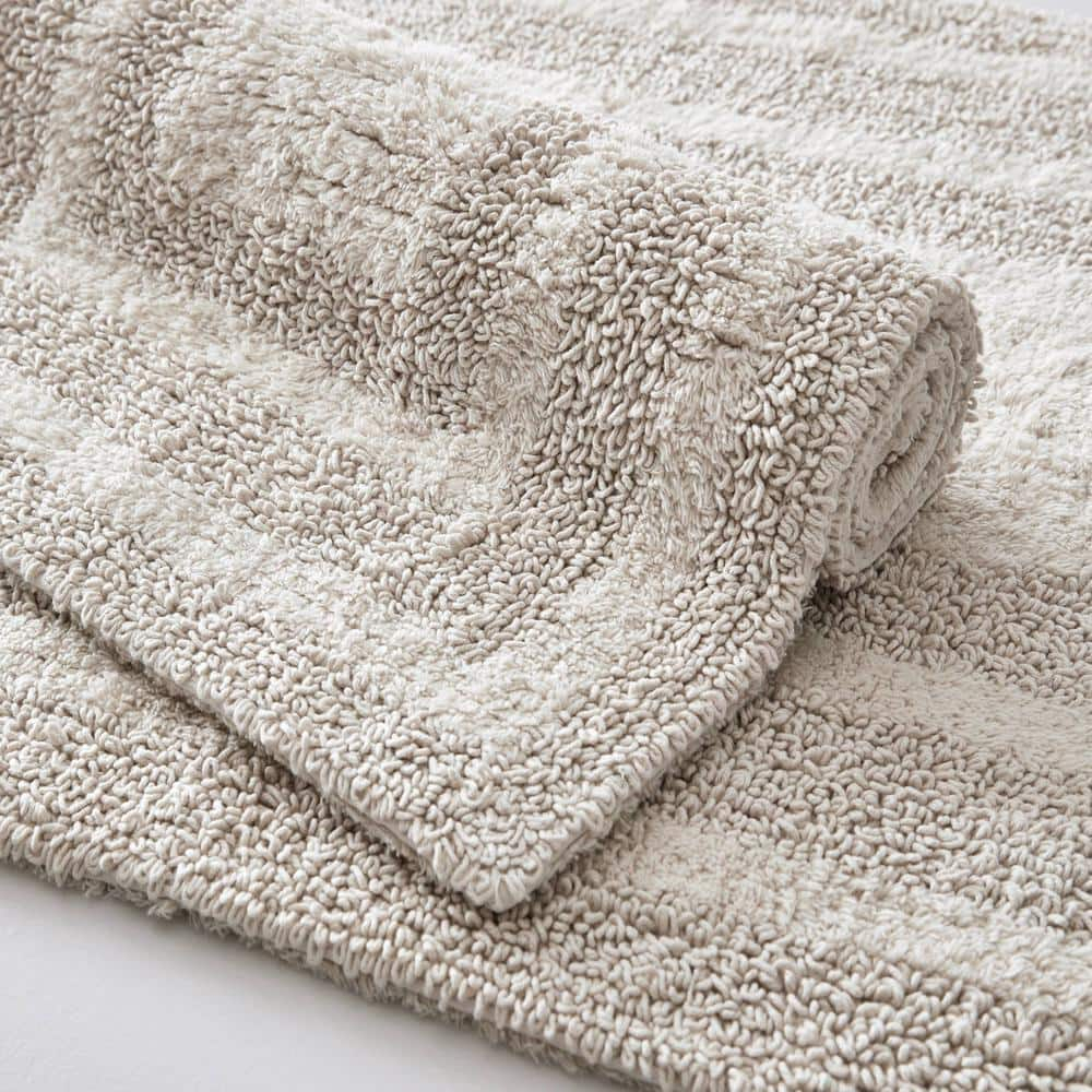 Eddie Bauer Logan Parchment Cotton Tufted Bath Rug Set