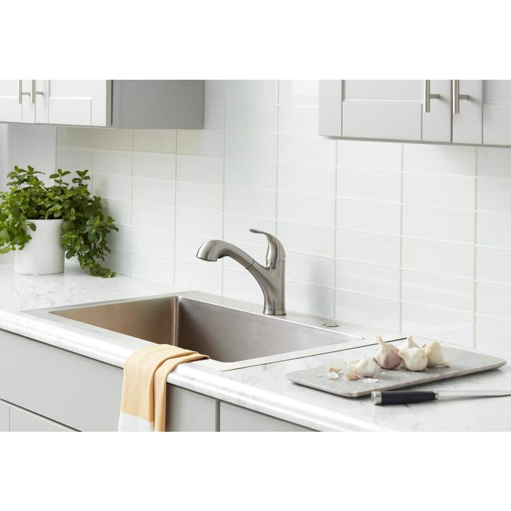 Glacier Bay Market Single-Handle Pull-Out Sprayer Kitchen Faucet in Stainless Steel