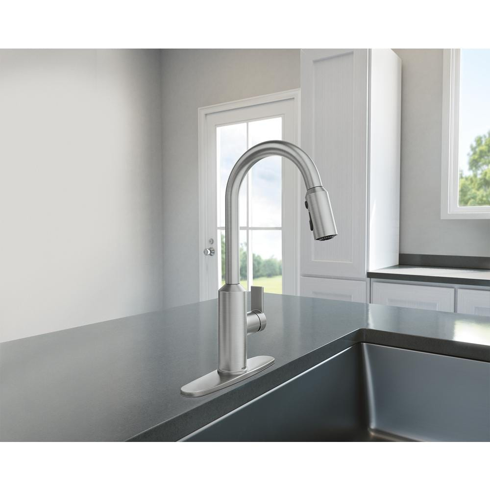 Brushed Nickel Single-Handle Pull-Out Spray Kitchen Faucet