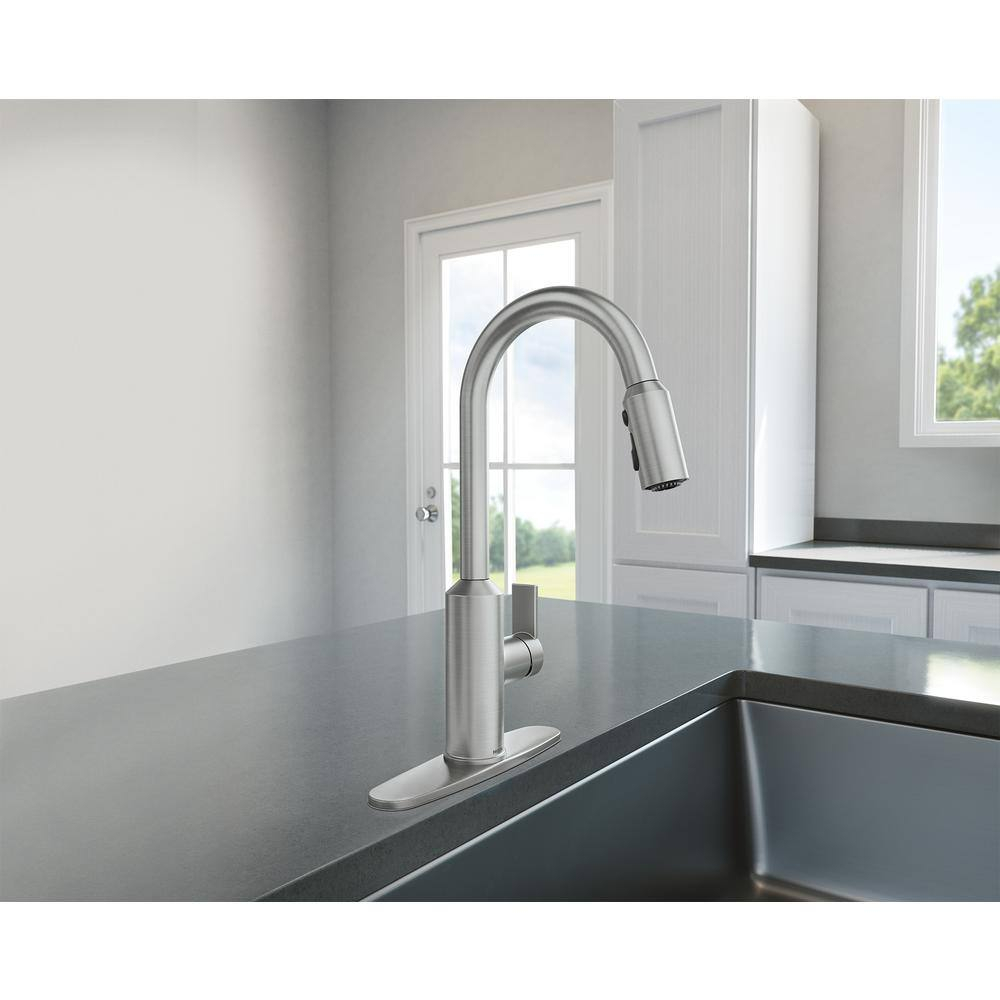 Brushed Nickel Single-Handle Pull-Out Spray Kitchen Faucet