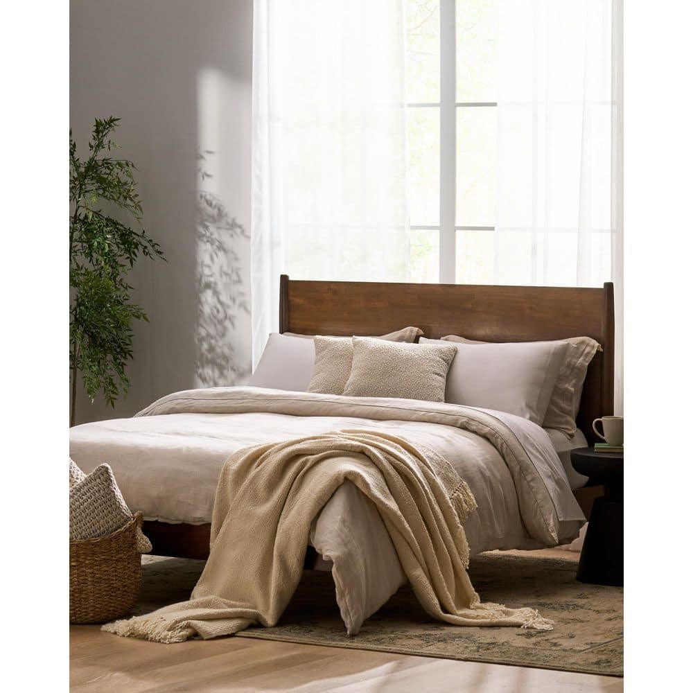 GDF Studio OkiOKi Mid Century Wood Bed, Medium Brown Full