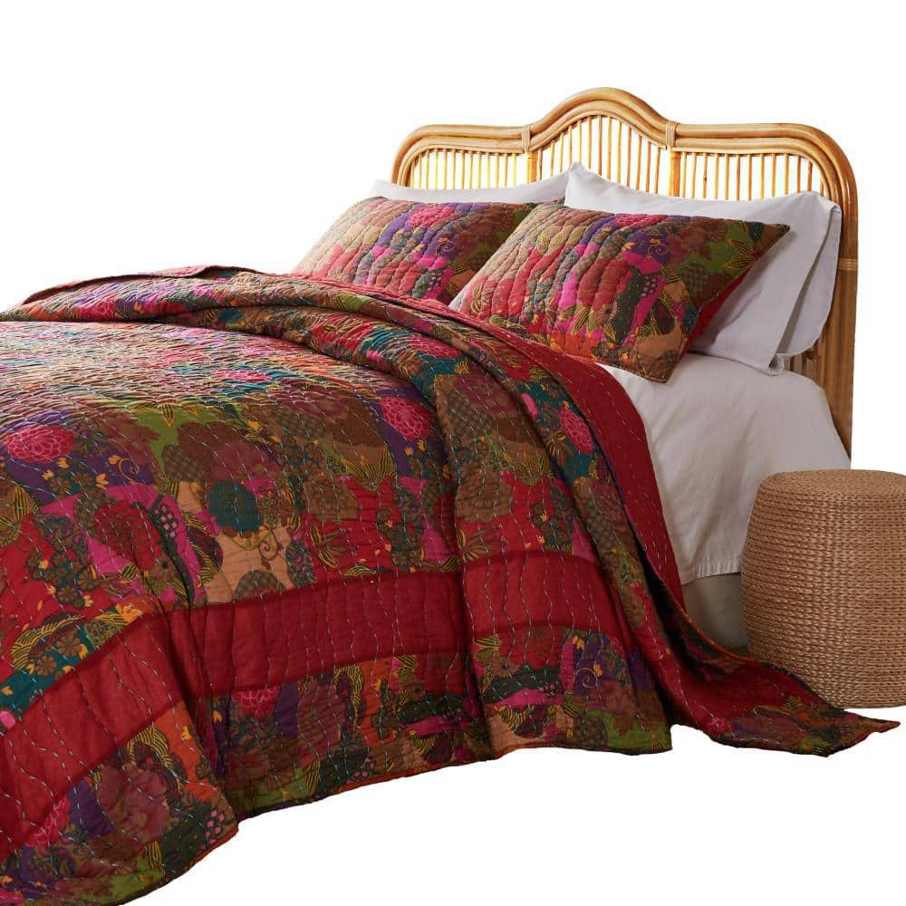 Benjara Lewi 3pc King Quilt Set, Kantha Style Dark Red Floral Cotton Microfiber