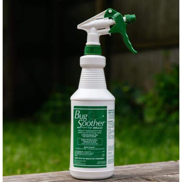 Natural Lemongrass and Vanilla 32 oz Bug Repellent Spray