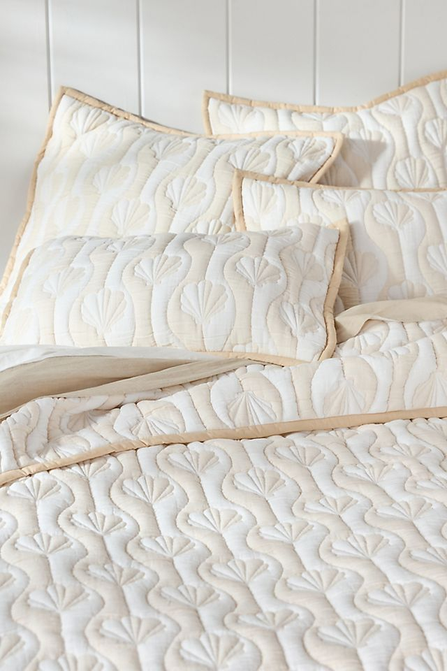 Nelly Icon Matelassé Quilt