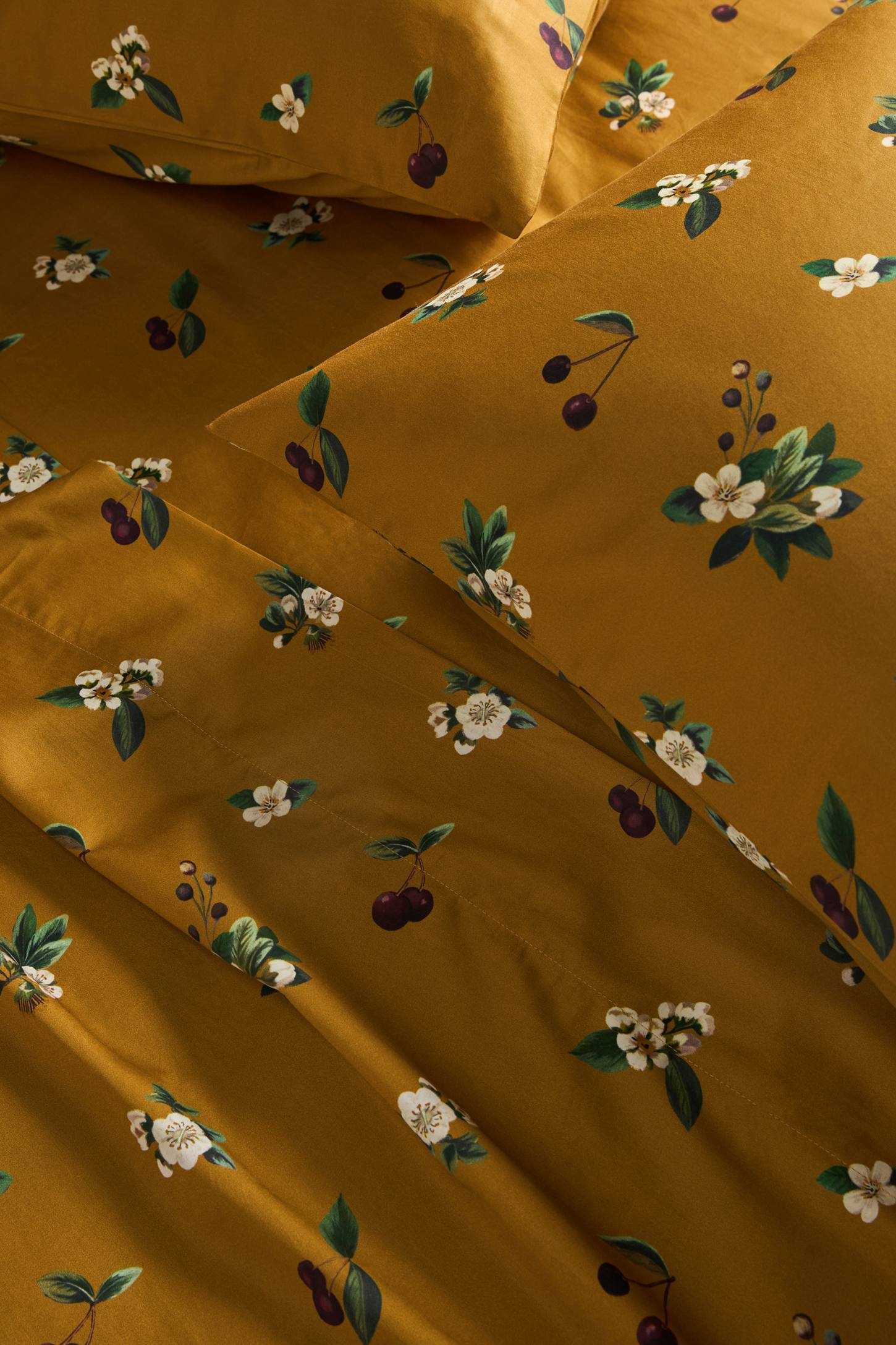The Organic Cotton Sateen Printed Sheet Set by Maeve