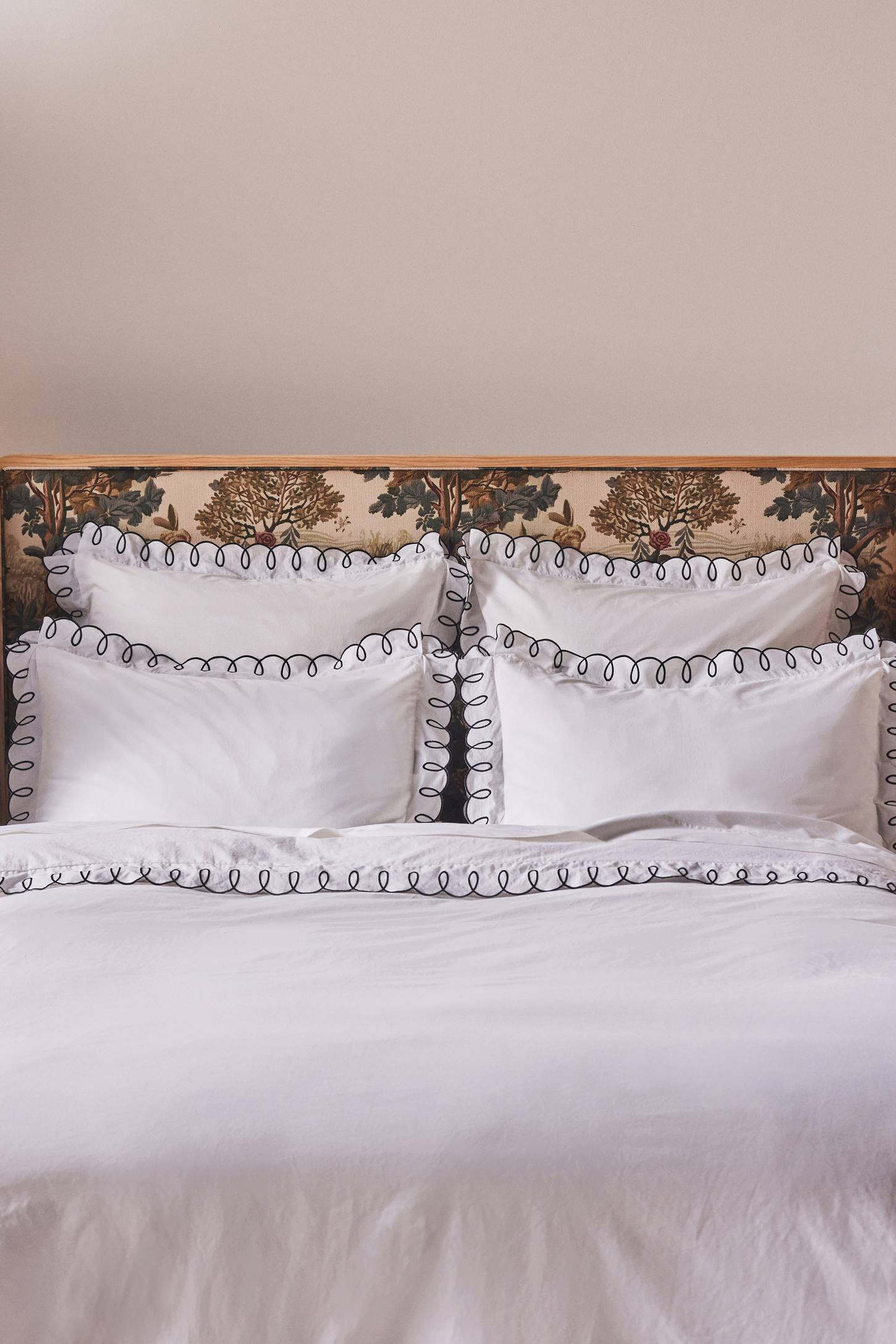 Maeve by Anthropologie Organic Cotton Looped Embroidered Duvet Cover