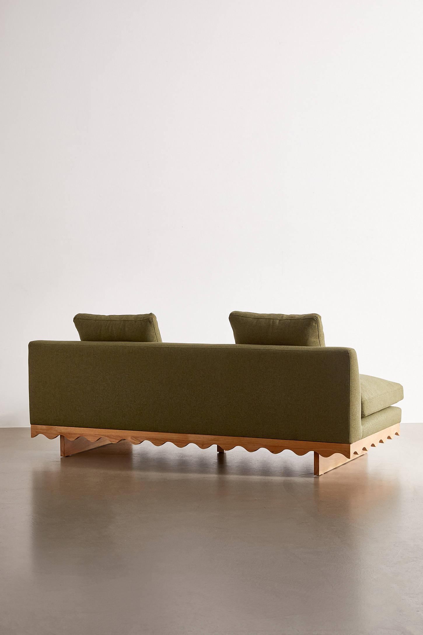Roma Scalloped 3-Seater Sofa