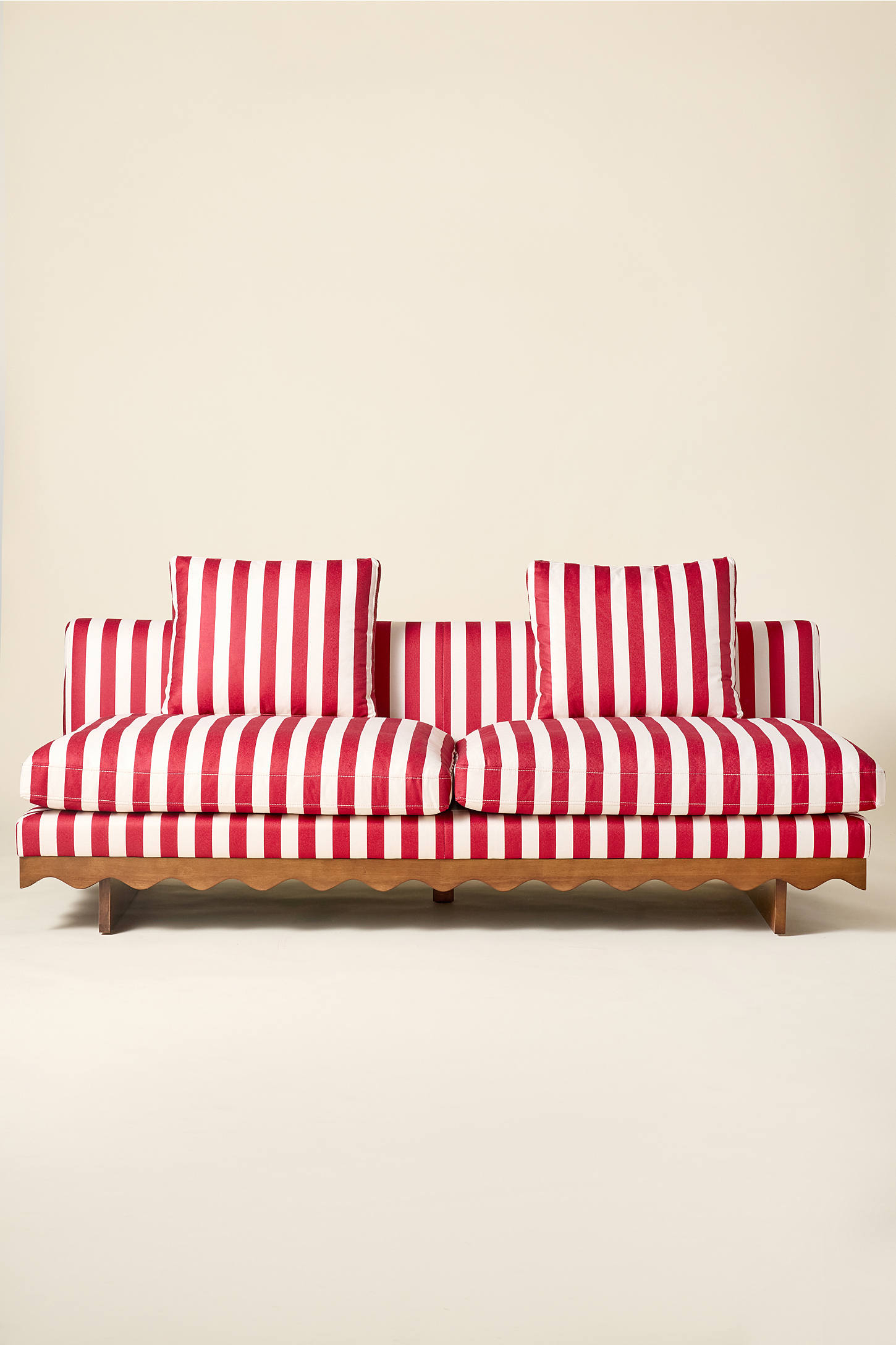 Roma Scalloped 3-Seater Sofa