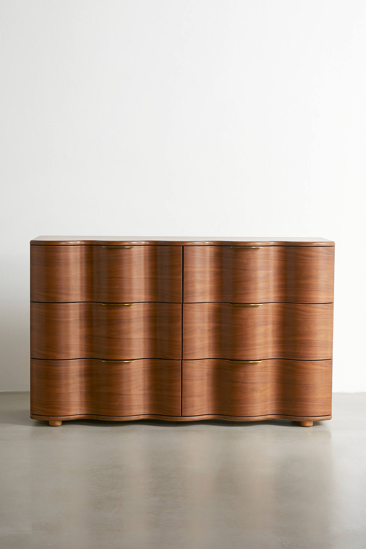 Aria 6-Drawer Short Squiggle Dresser