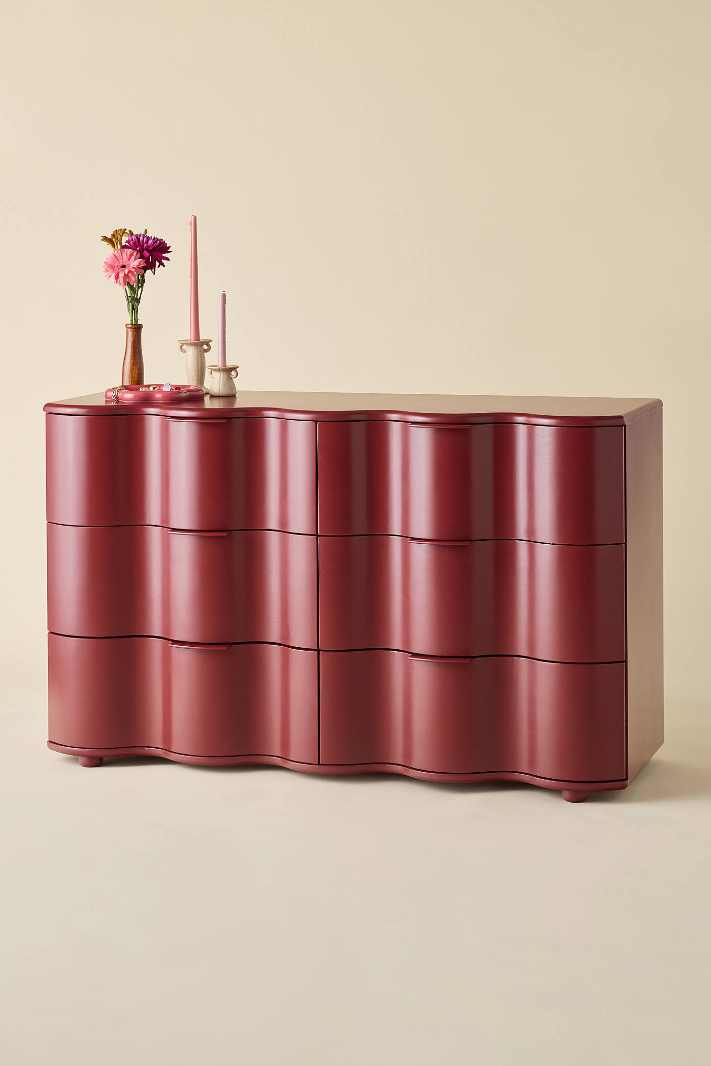Aria 6-Drawer Short Squiggle Dresser