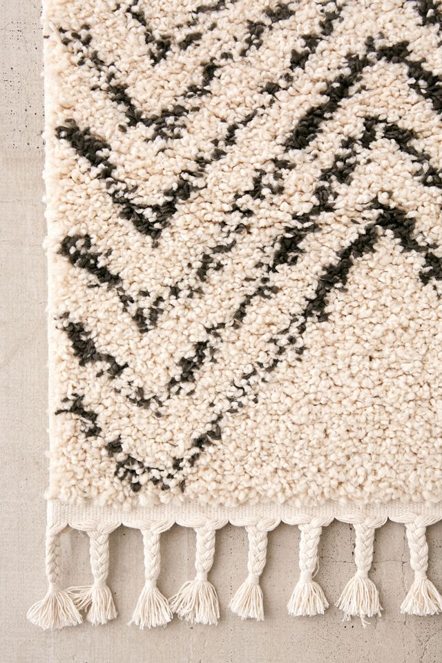 Chevron Shag Rug