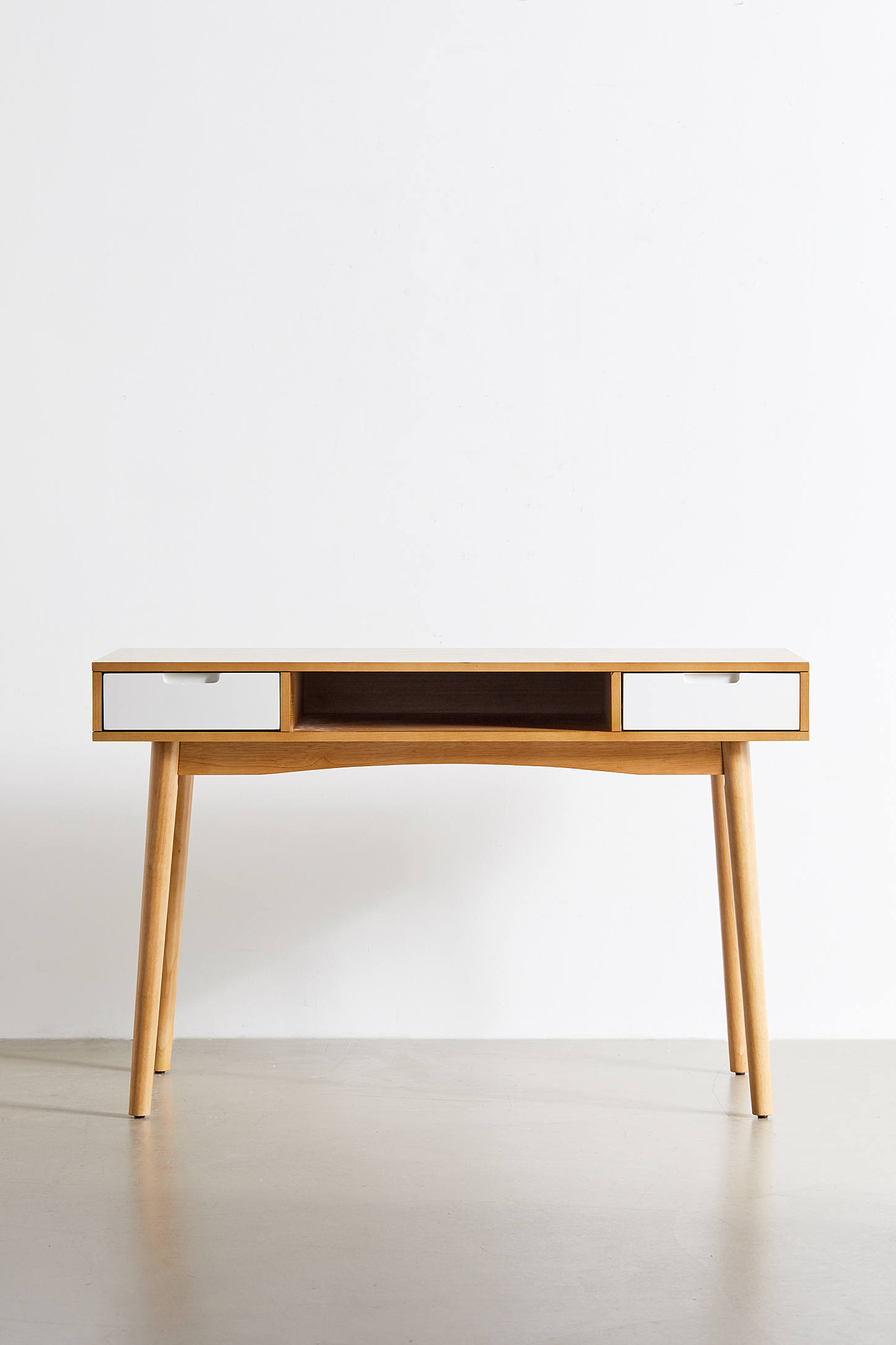 Perri Desk