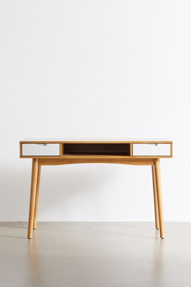 Perri Desk