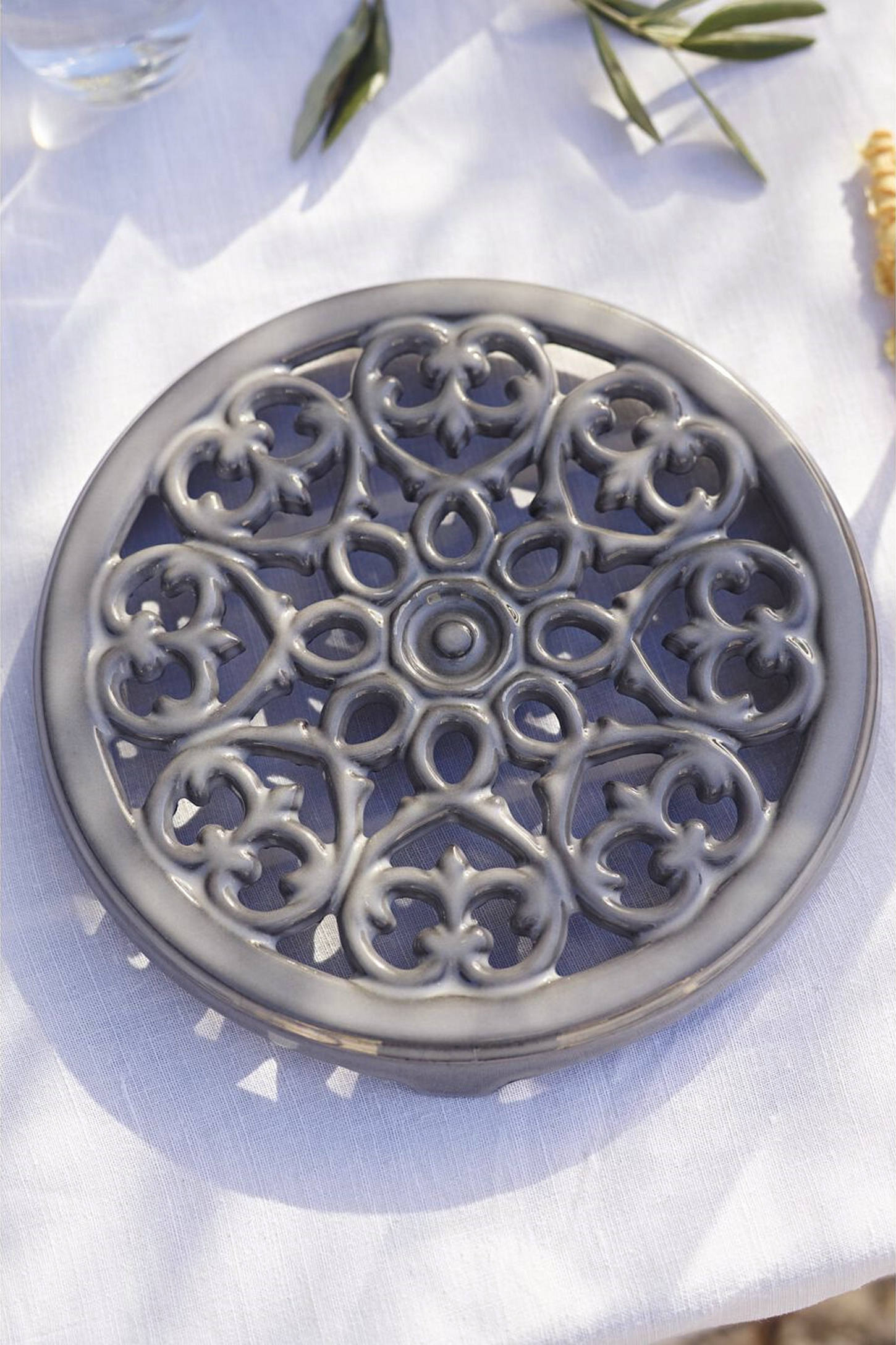 Staub Cast Iron Round Lilly Trivet