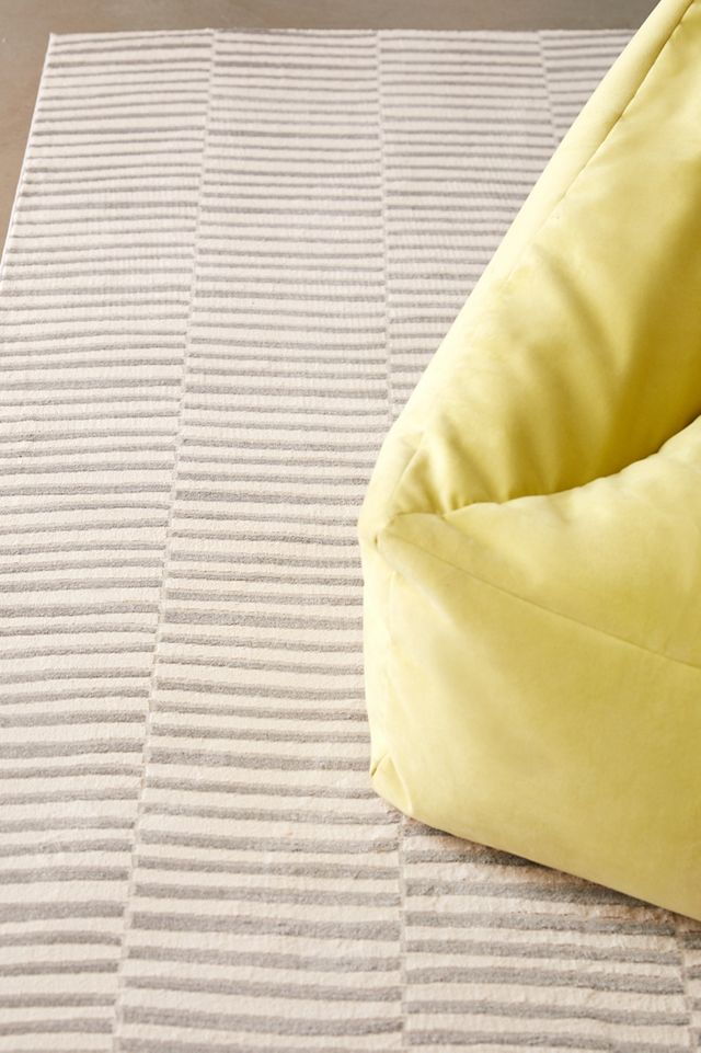 Static Tufted Rug