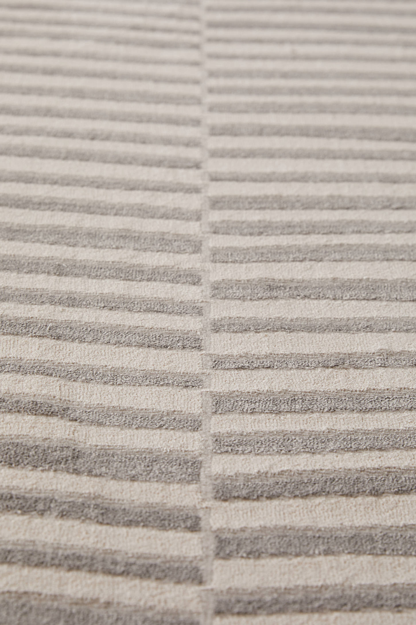 Static Tufted Rug